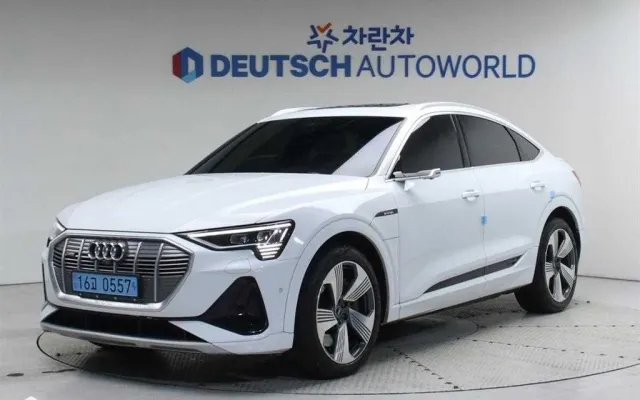 인천중고자동차직거래 e-트론 55 콰트로 스포트백 매물 사진 10 - 2022/07 102,237km