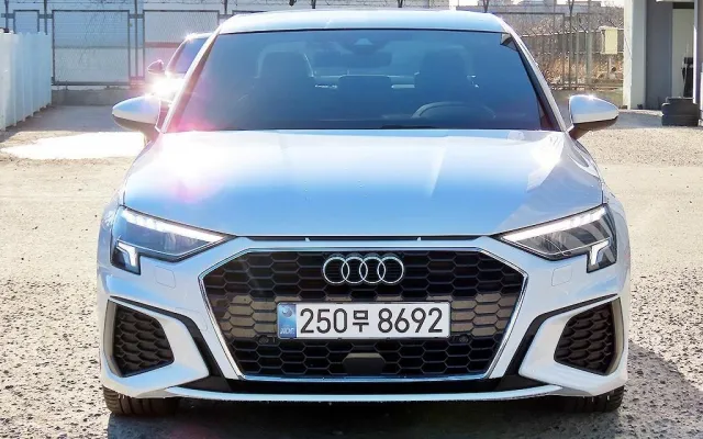 인천중고자동차직거래 A3(8Y) 40 TFSI 프리미엄 매물 사진 20 - 2024/10 13,937km